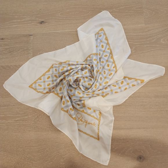 Vintage Schiparelli scarf 30x30 - Picture 1 of 2